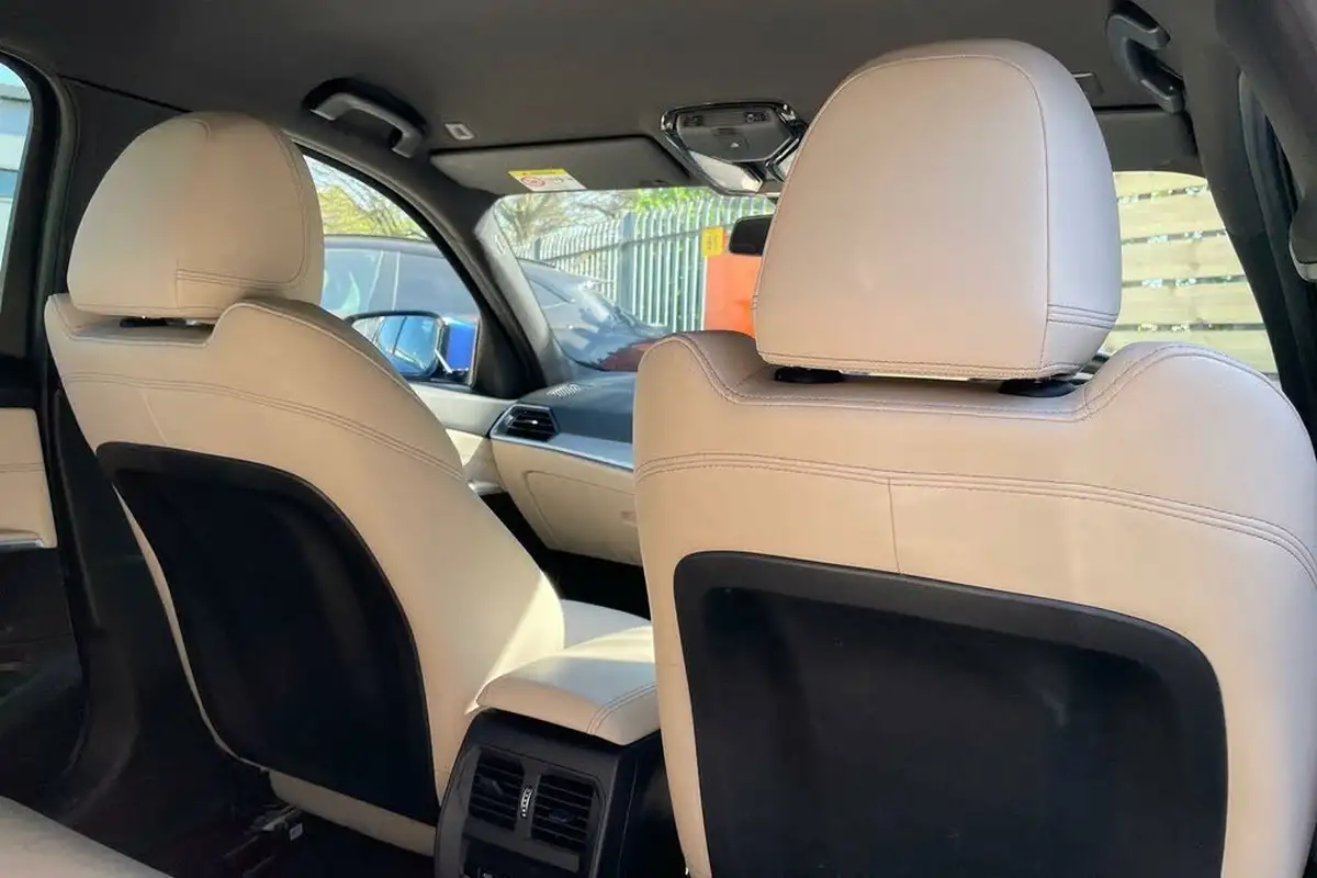 2020-bmw-3-series-20-330e-m-sport-saloon-4d-big-22