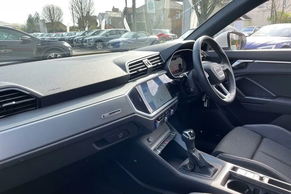2022-audi-q3-15-35-tfsi-s-line-cod-station-wagon-tronic-big-19