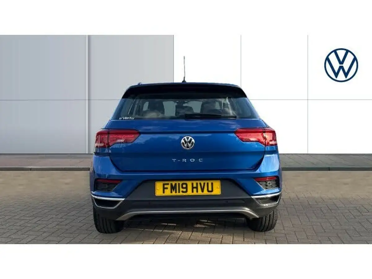 2019-volkswagen-t-roc-15-tsi-se-dsg-big-7