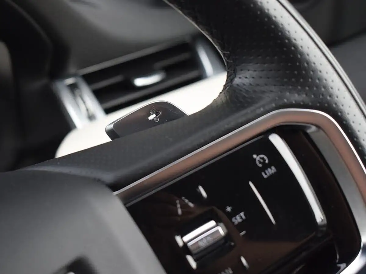 2021-land-rover-discovery-sport-20-d165-r-dynamic-s-plus-big-21