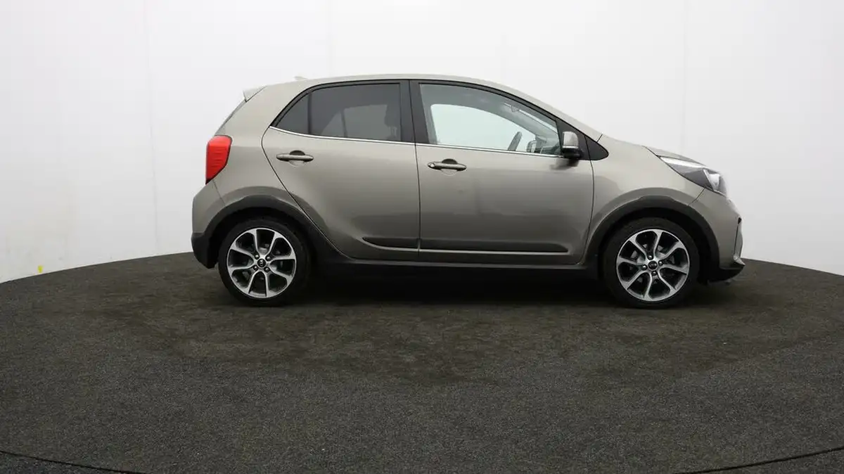 2020-kia-picanto-125-x-line-big-31