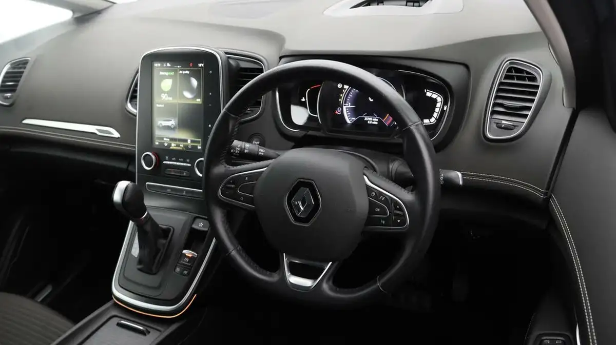 2017-renault-scenic-15dci-dynamique-s-nav-edc-auto-big-8