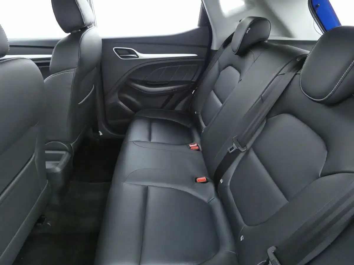 2020-mg-zs-suv-10t-gdi-exclusive-111ps-big-17