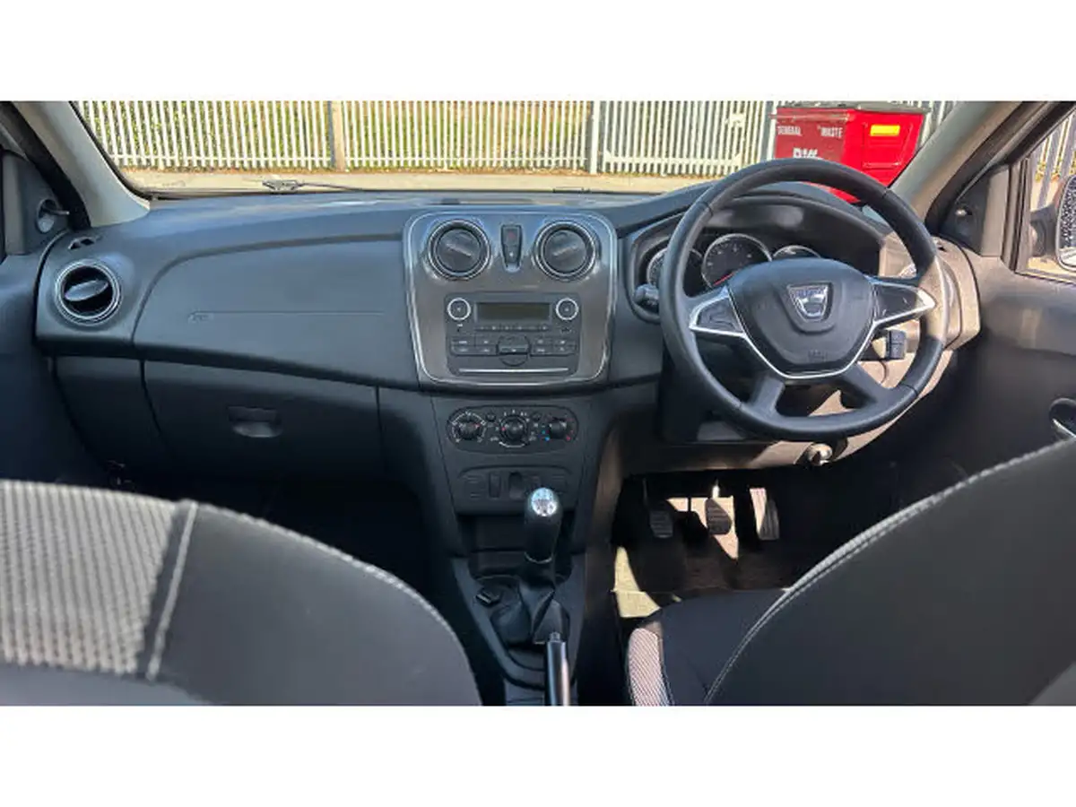 2018-dacia-sandero-stepway-09-tce-essential-big-9