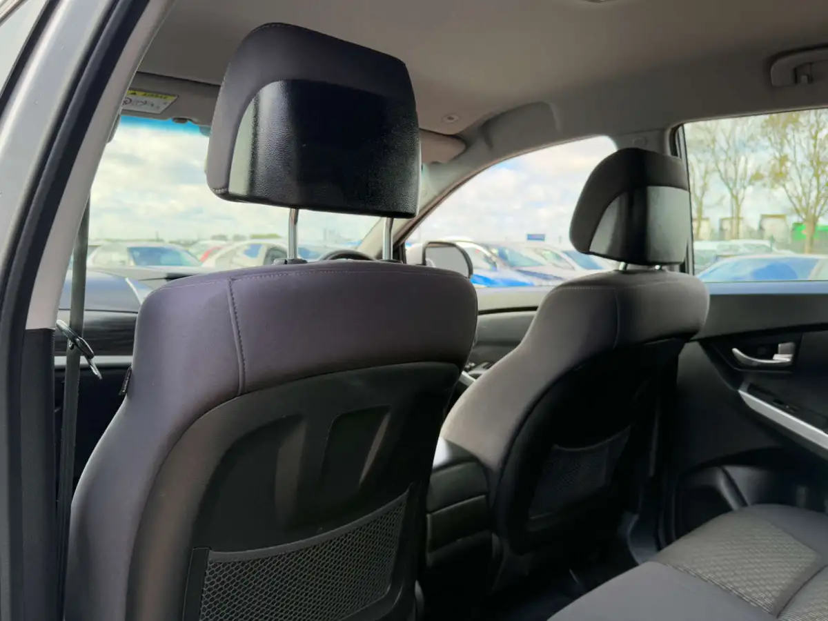 2015-ssangyong-korando-big-53