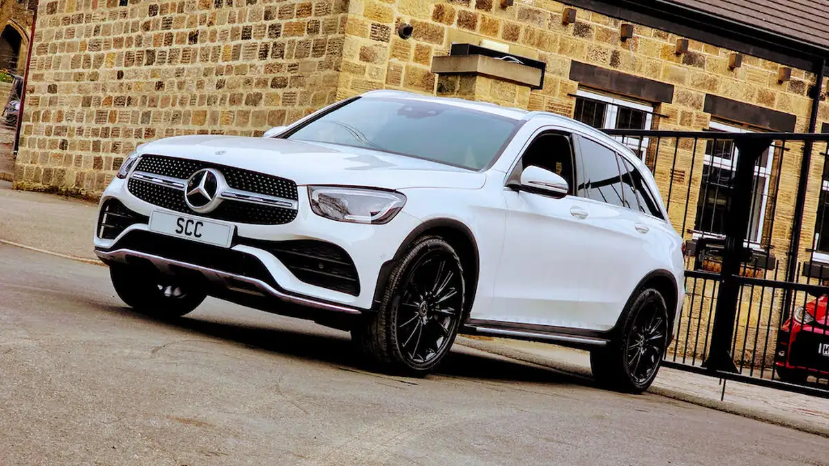 2020-mercedes-benz-glc-class-20d-glc220d-amg-line-premium-station-wagon-5d-big-10