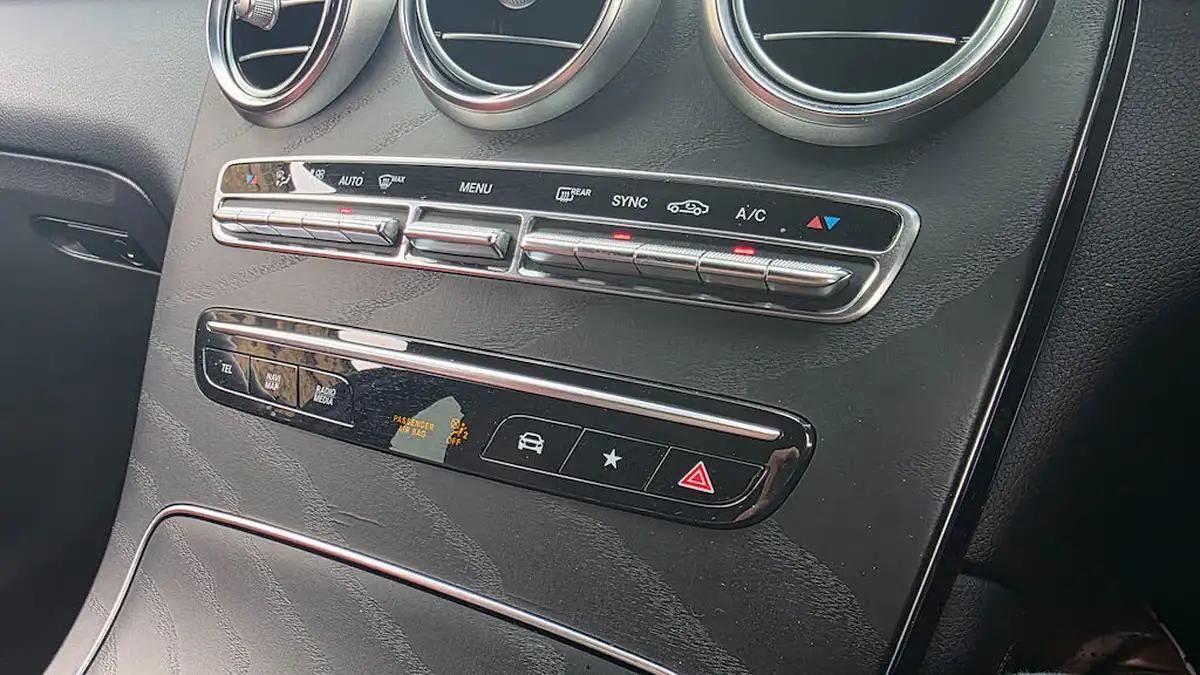 2020-mercedes-benz-glc-class-20d-glc220d-amg-line-premium-station-wagon-5d-big-34