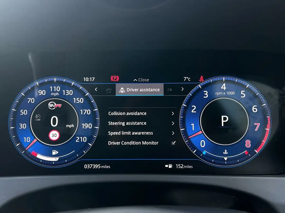 2020-jaguar-f-pace-50-v8-svr-big-30