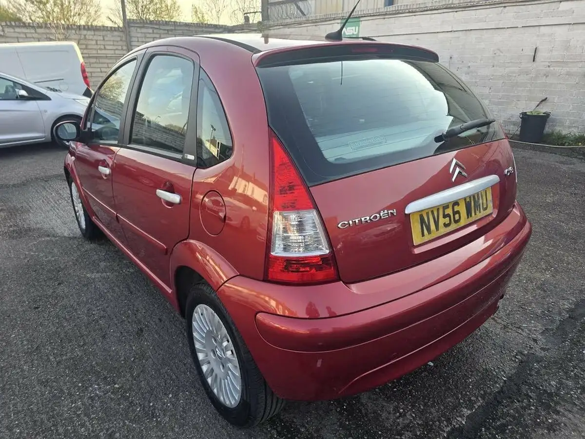 2007-citroen-c3-16-exclusive-big-4
