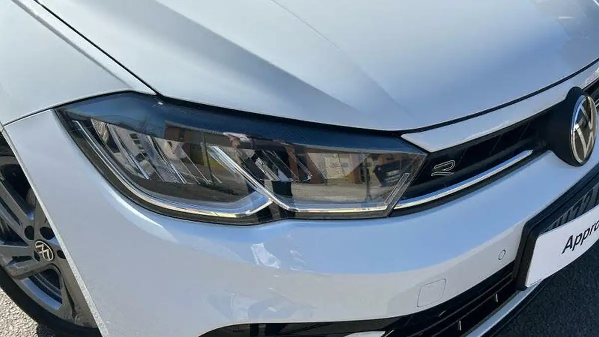 2022-volkswagen-polo-10-tsi-r-line-110ps-dsg-big-21