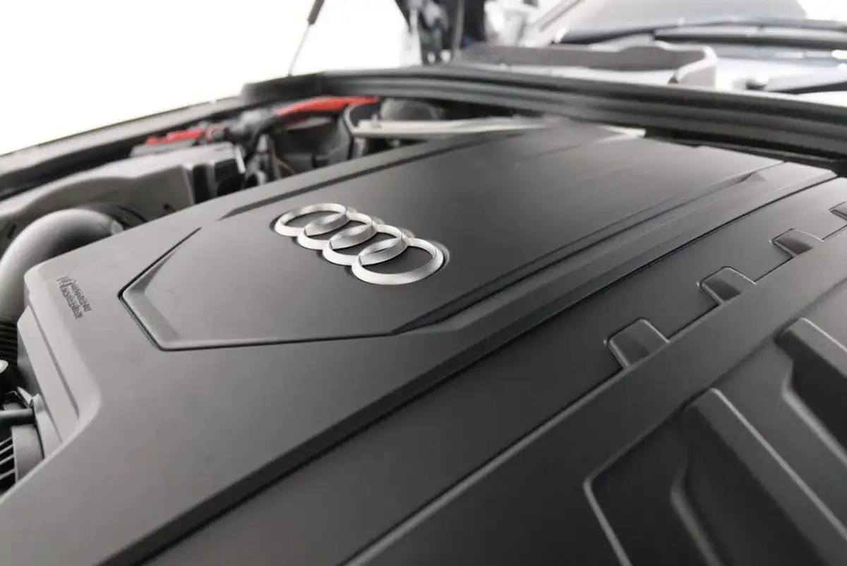 2024-audi-a4-avant-20-35-tfsi-s-line-big-54