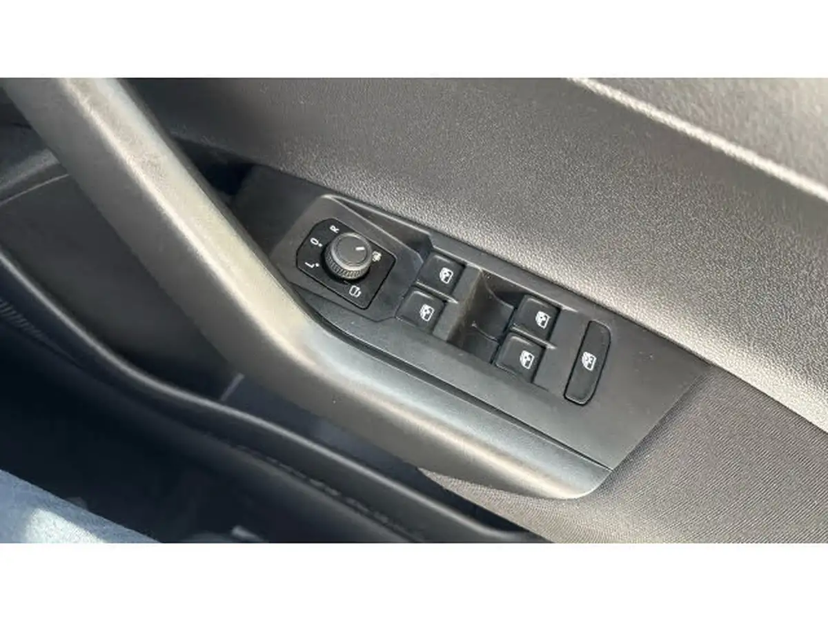 2024-volkswagen-polo-10-tsi-match-big-29