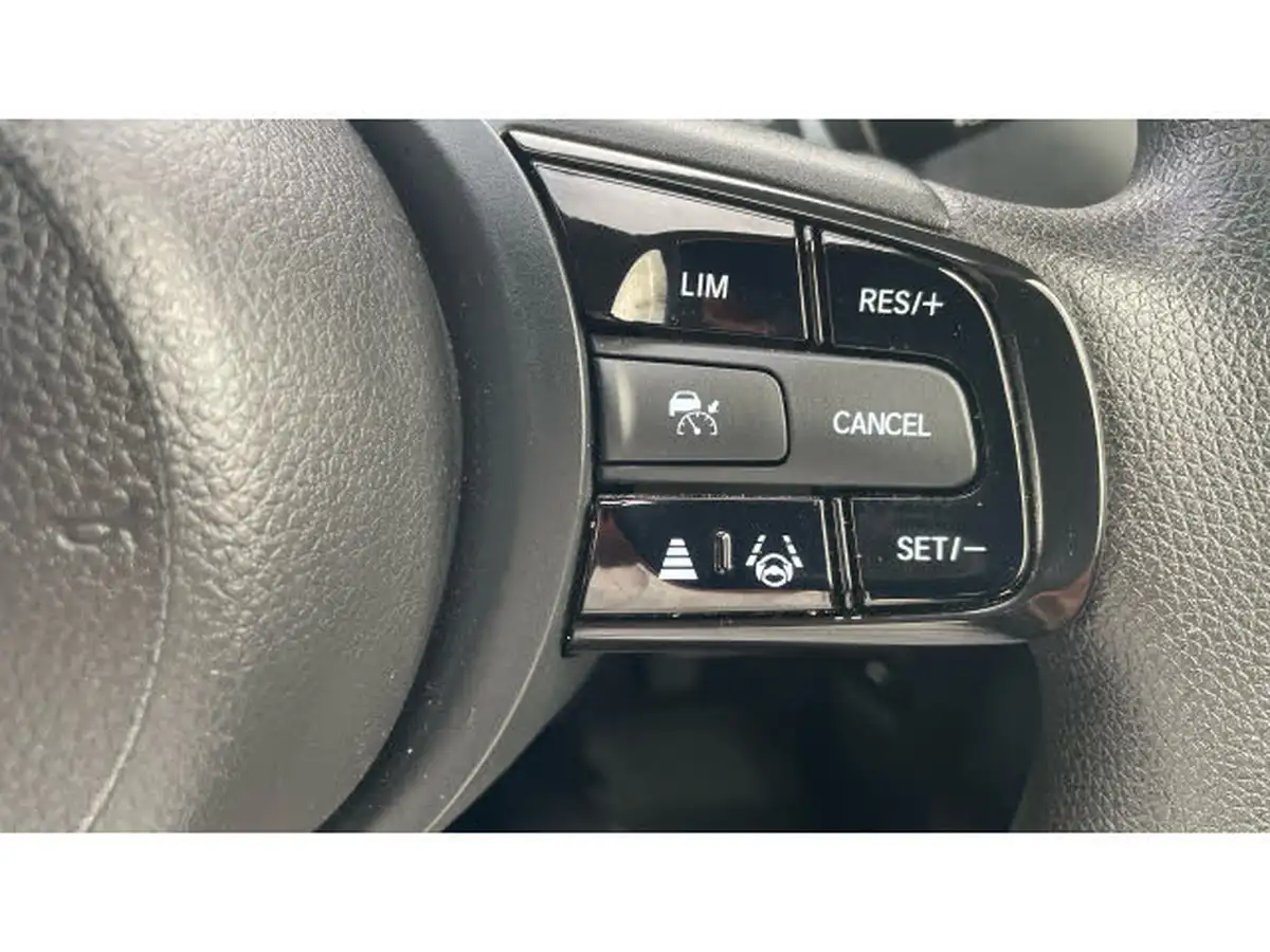 2023-honda-hr-v-15-i-mmd-elegance-big-27