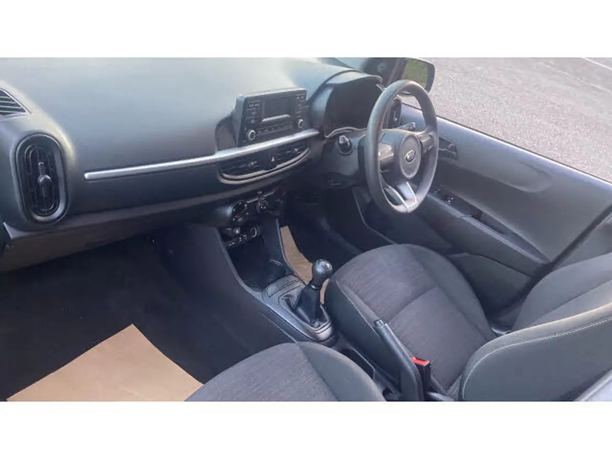 2018-kia-picanto-10-1-66bhp-big-8
