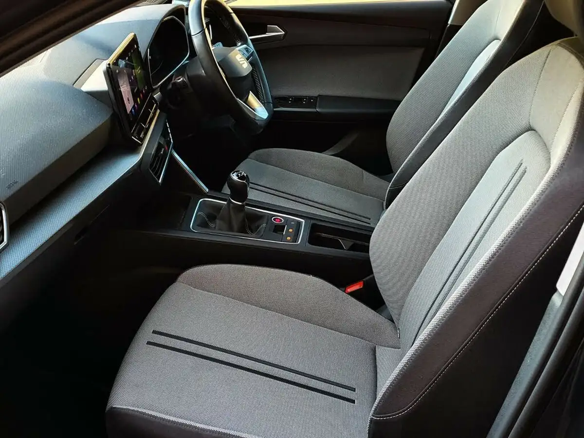 2022-seat-leon-10-tsi-evo-se-dynamic-hatchback-big-7