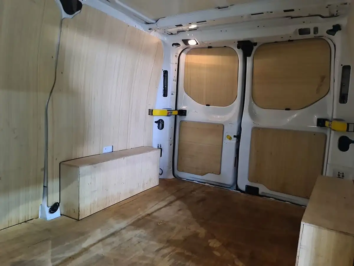 2023-ford-transit-custom-20tdci-300-l1h1-leader-105pseu6dt-panel-van-1997cc-big-6