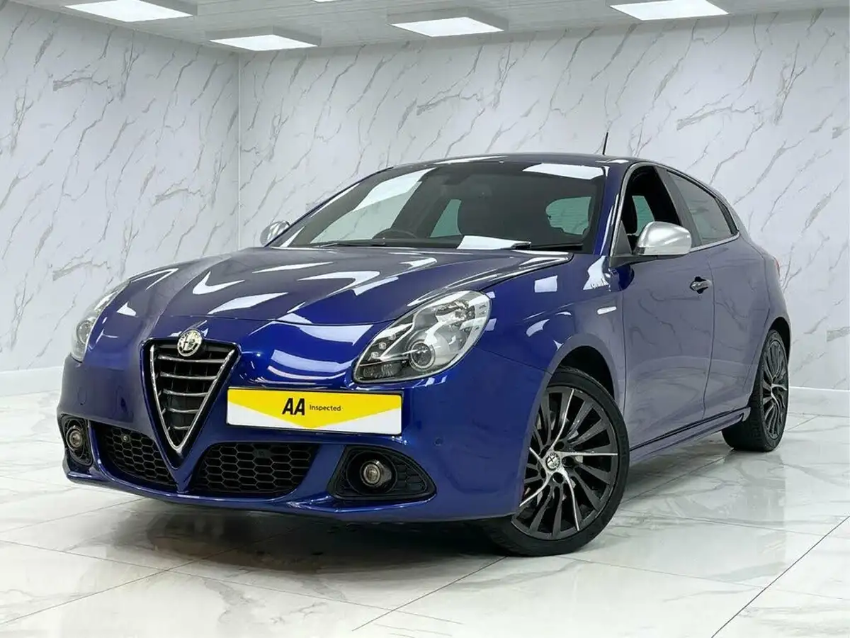 2015-alfa-romeo-giulietta-14-tb-qv-line-big-1