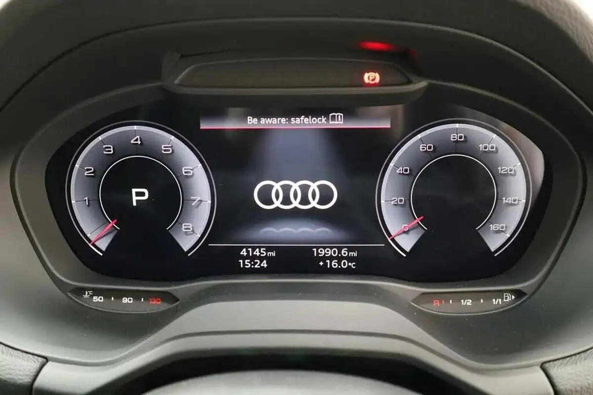 2024-audi-q2-15-35-tfsi-black-edition-s-tronic-big-11