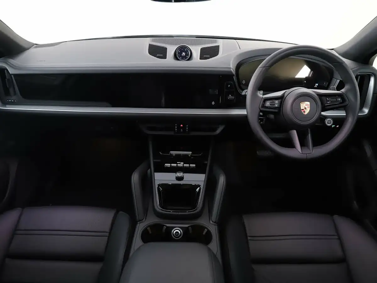 2025-porsche-cayenne-30-v6-353ps-coupe-big-10