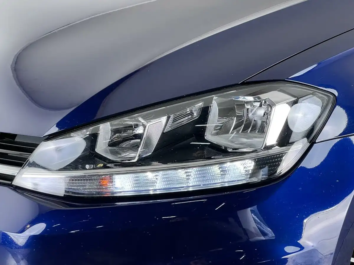 2018-volkswagen-golf-16tdi-se-nav-hatchback-5d-dsg-big-5