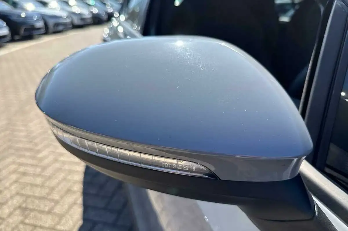 2021-volkswagen-golf-20-tsi-gti-dsg-big-19