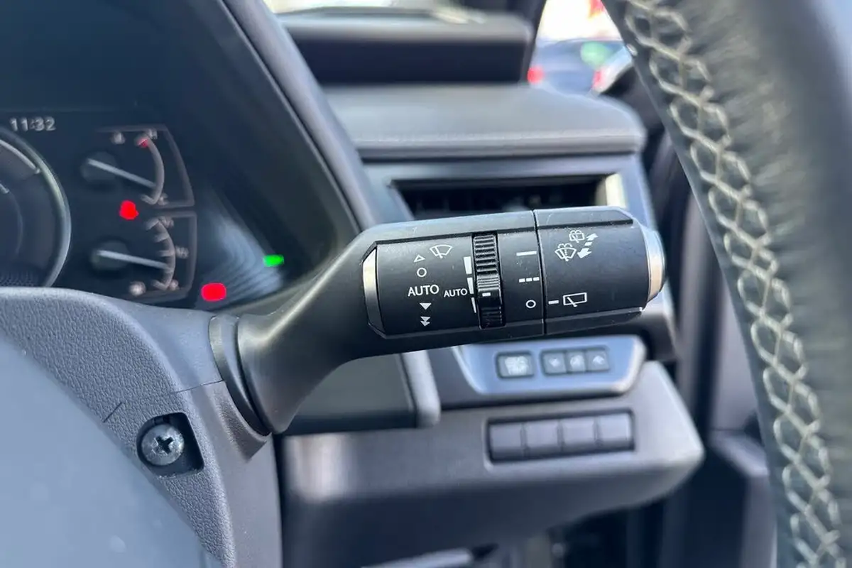 2021-lexus-ux-250h-20-ux-184bhp-without-navigation-big-30