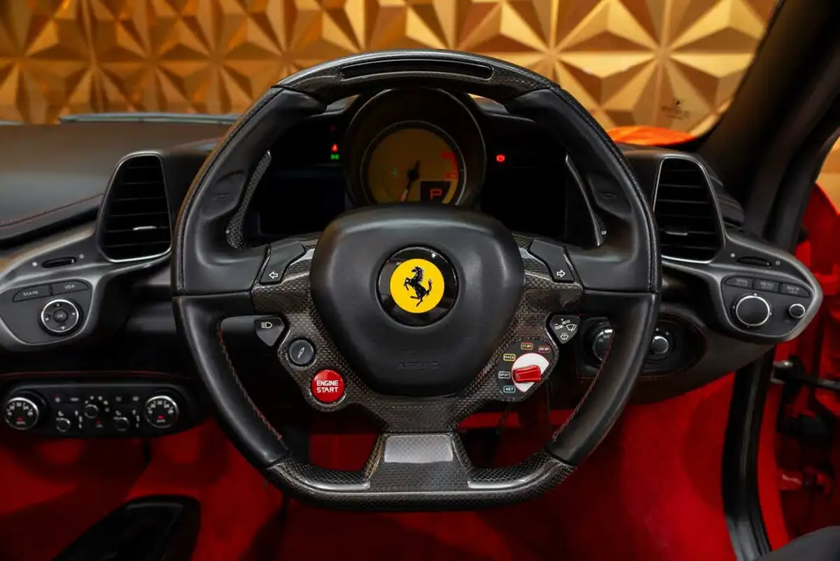 2012-ferrari-458-45-spider-big-16