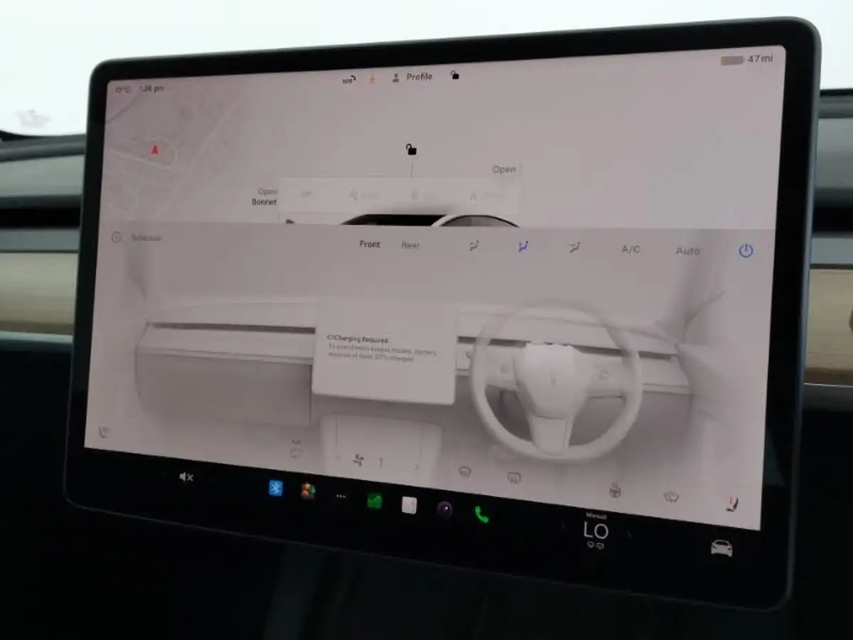 2022-tesla-model-3-e-long-range-big-13