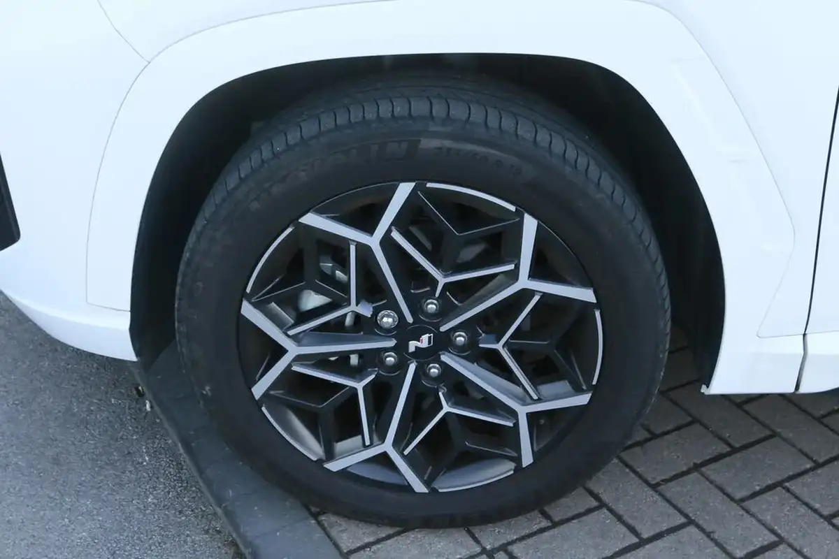 2023-hyundai-tucson-16-t-gdi-n-line-s-265ps-4wd-phev-auto-big-6