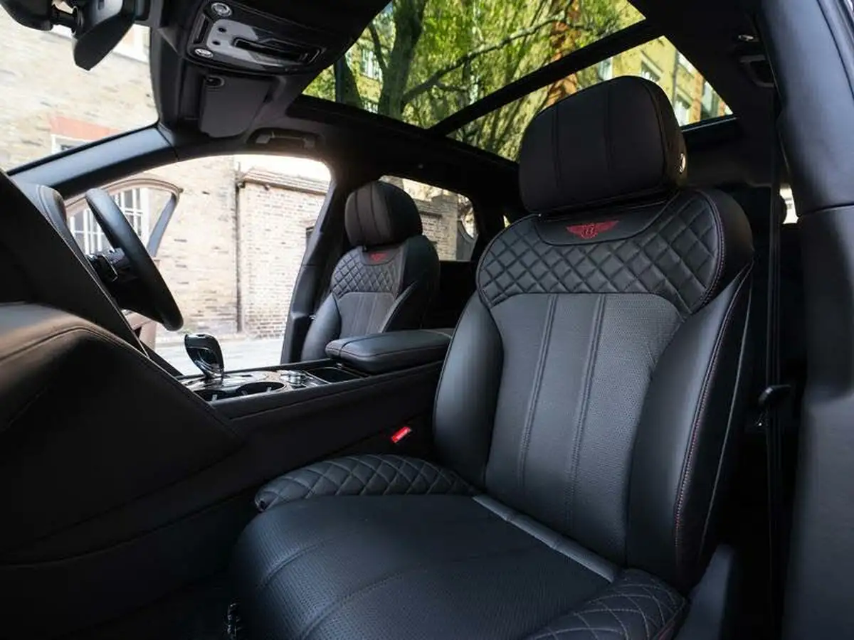2019-bentley-bentayga-40-v8-big-23