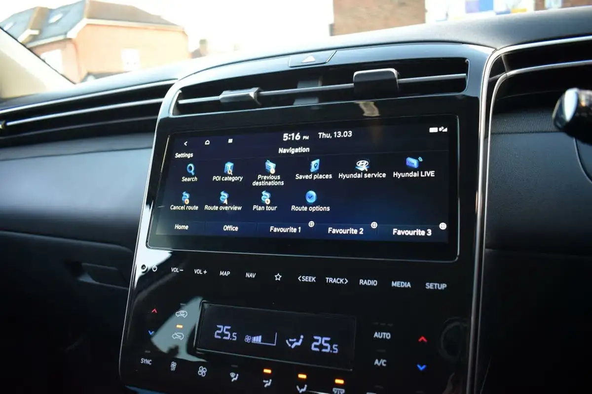 2022-hyundai-tucson-16-t-gdi-se-connect-150ps-48-volt-mhev-dct-big-16