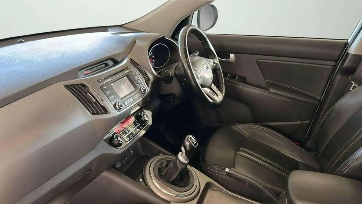 2014-kia-sportage-20td-kx-3-134bhp-big-34