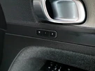 2022-volvo-xc40-15-t3-inscription-small-24
