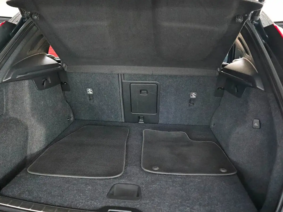 2022-volvo-xc40-15-t3-inscription-big-13
