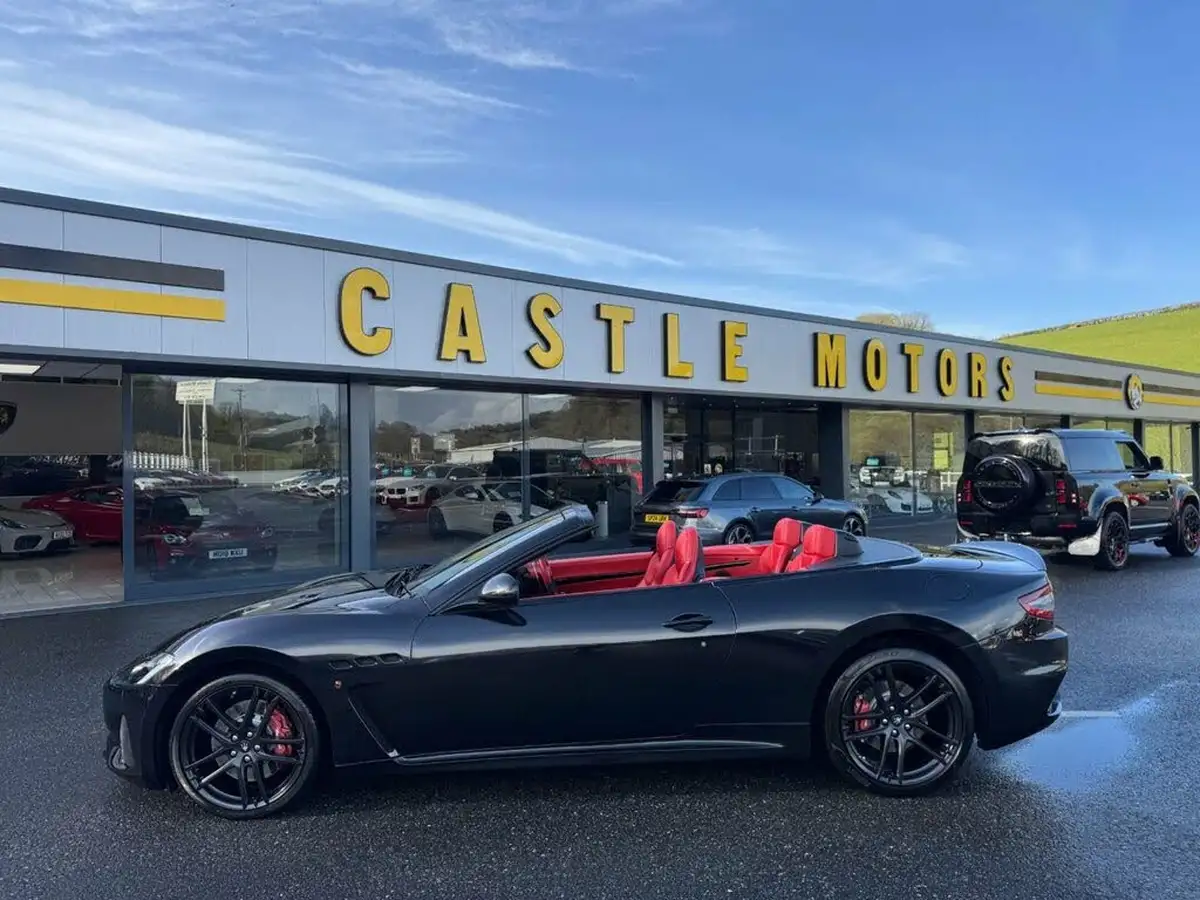 2020-maserati-grancabrio-47-mc-big-2