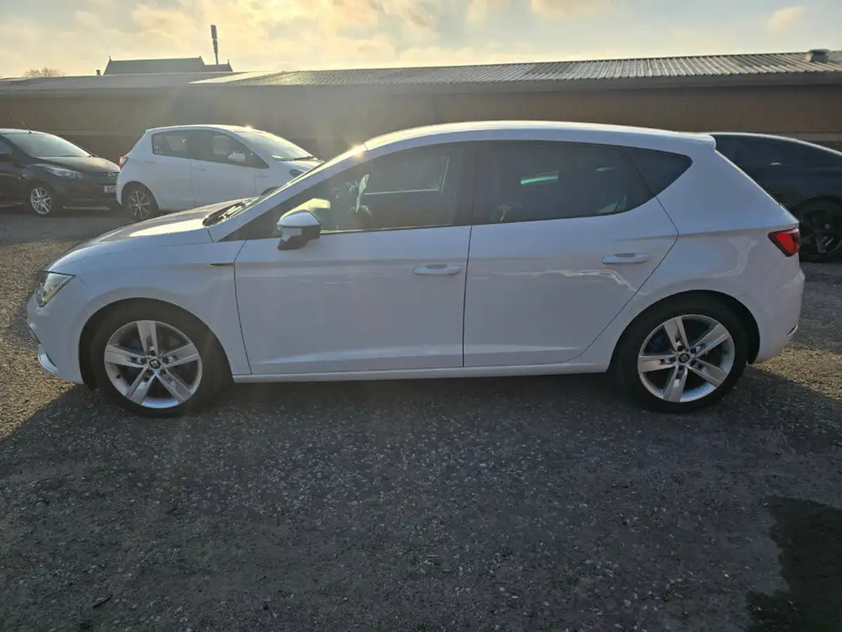 2019-seat-leon-15-tsi-evo-fr-black-edition-150ps-hatchback-big-28