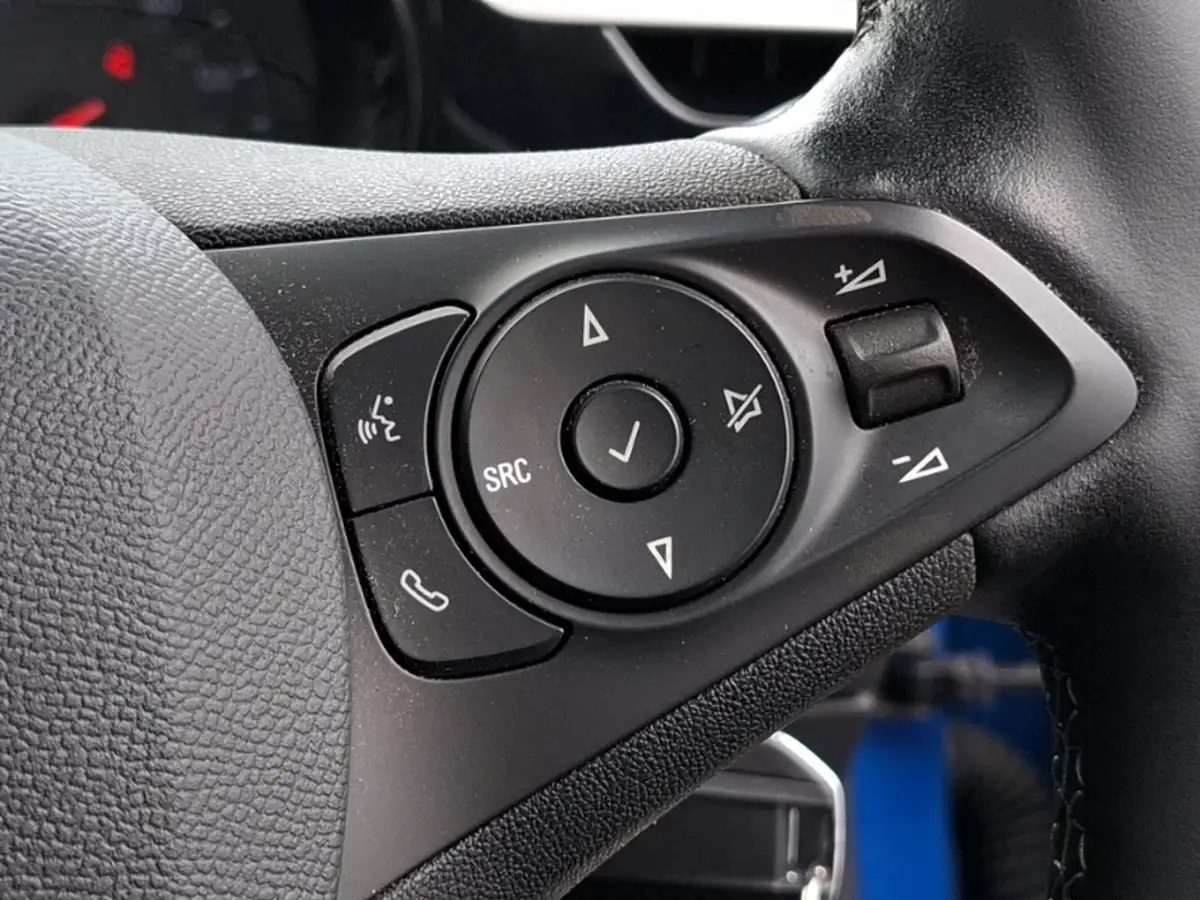 2022-jeep-compass-15-upland-big-18