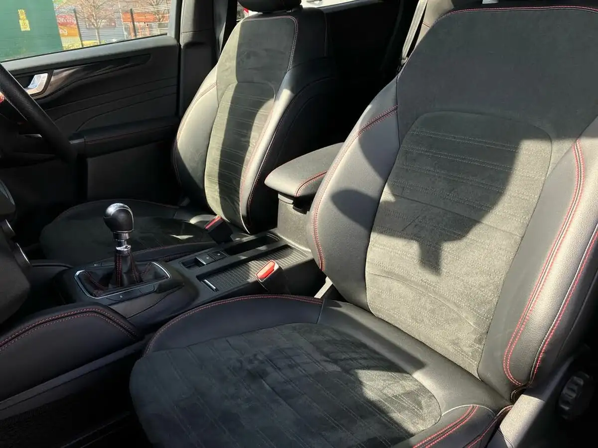 2022-ford-kuga-big-21