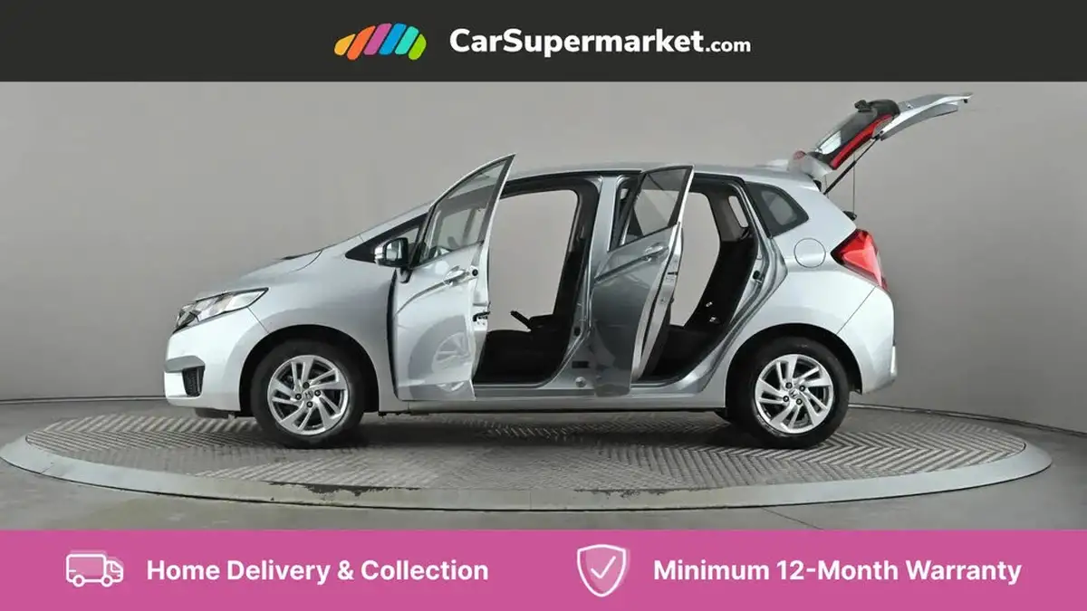 2016-honda-jazz-13-i-vtec-se-cvt-big-8