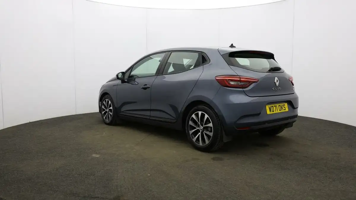 2022-renault-clio-16-iconic-big-45