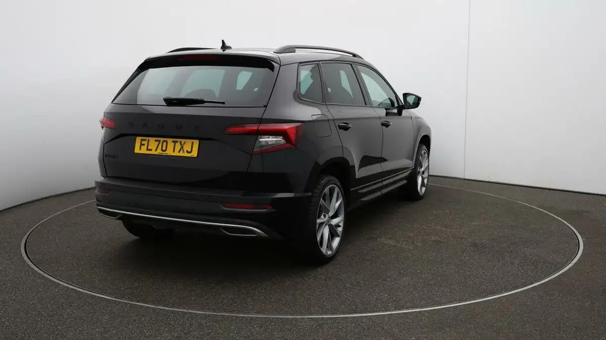 2021-skoda-karoq-20tdi-sportline-big-50