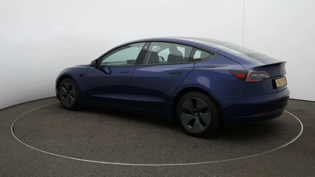 2021-tesla-model-3-e-long-range-4x4-big-55