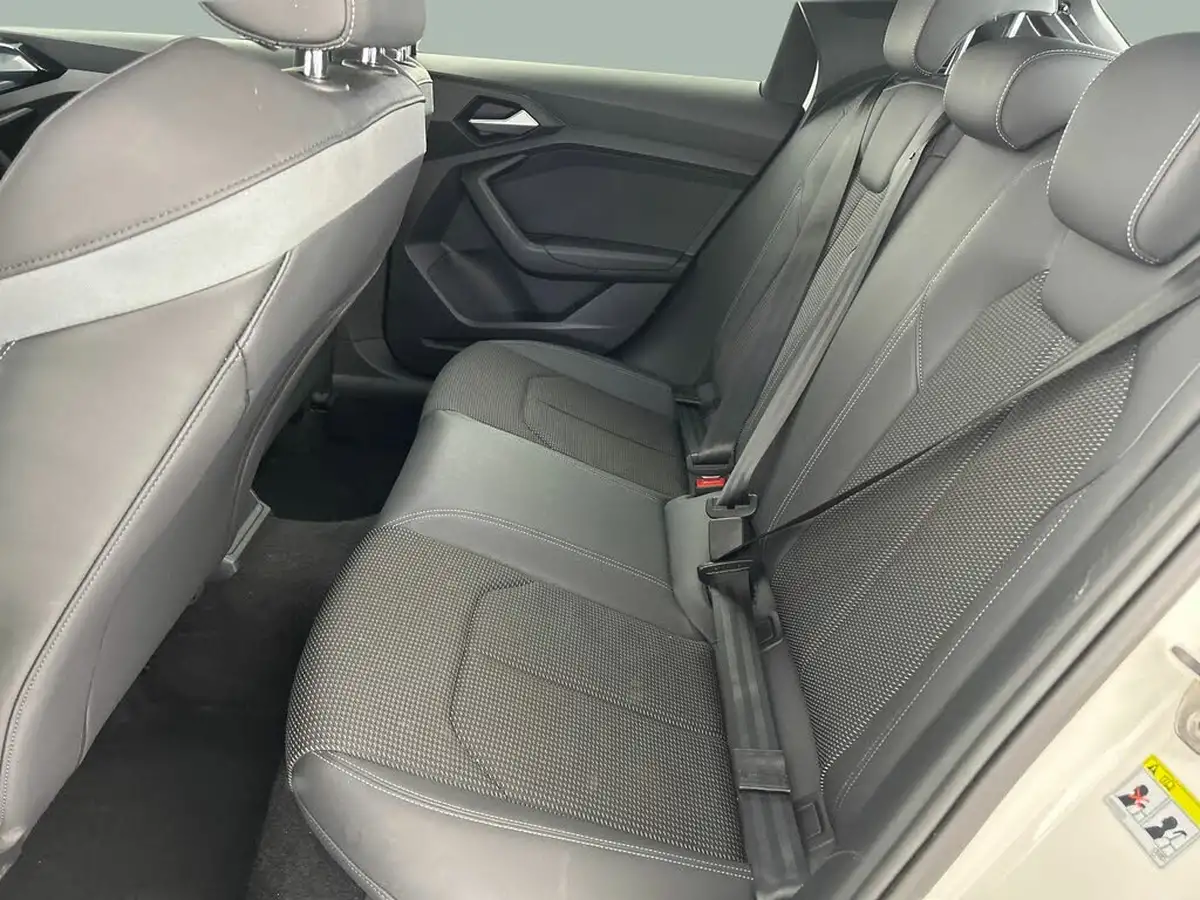 2022-audi-a1-10-30-tfsi-s-line-big-21