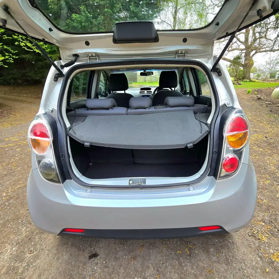 2012-chevrolet-spark-10-big-13