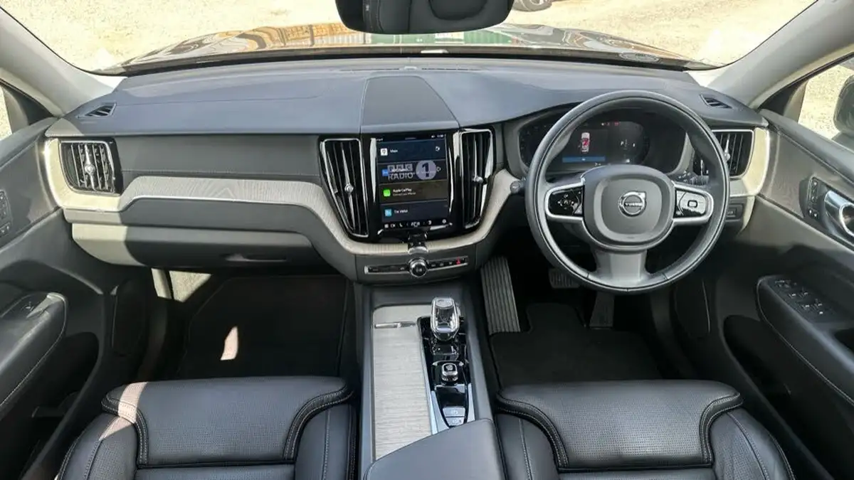 2021-volvo-xc60-20-b5-inscription-big-19