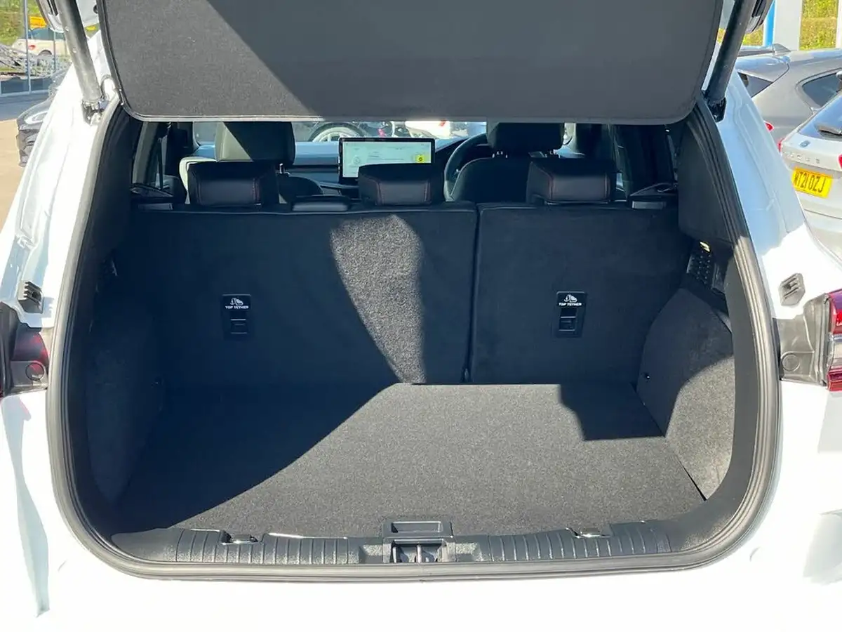 2024-ford-kuga-25t-st-line-243ps-phev-big-9