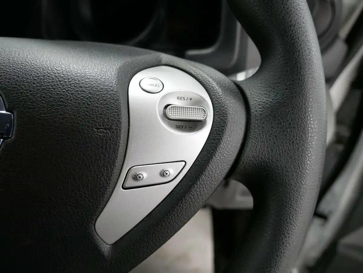 2021-nissan-env200-e-tekna-rapid-panel-van-big-24