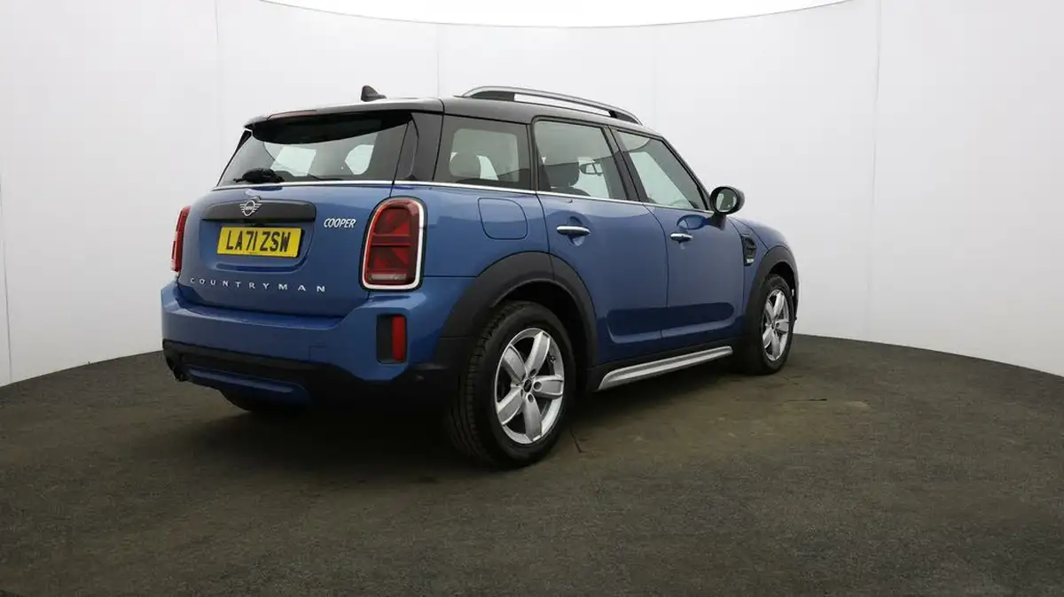 2022-mini-countryman-15-cooper-classic-auto-big-6