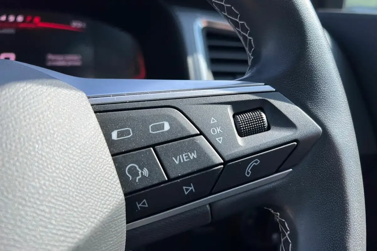 2023-seat-ateca-10-tsi-se-technology-big-22
