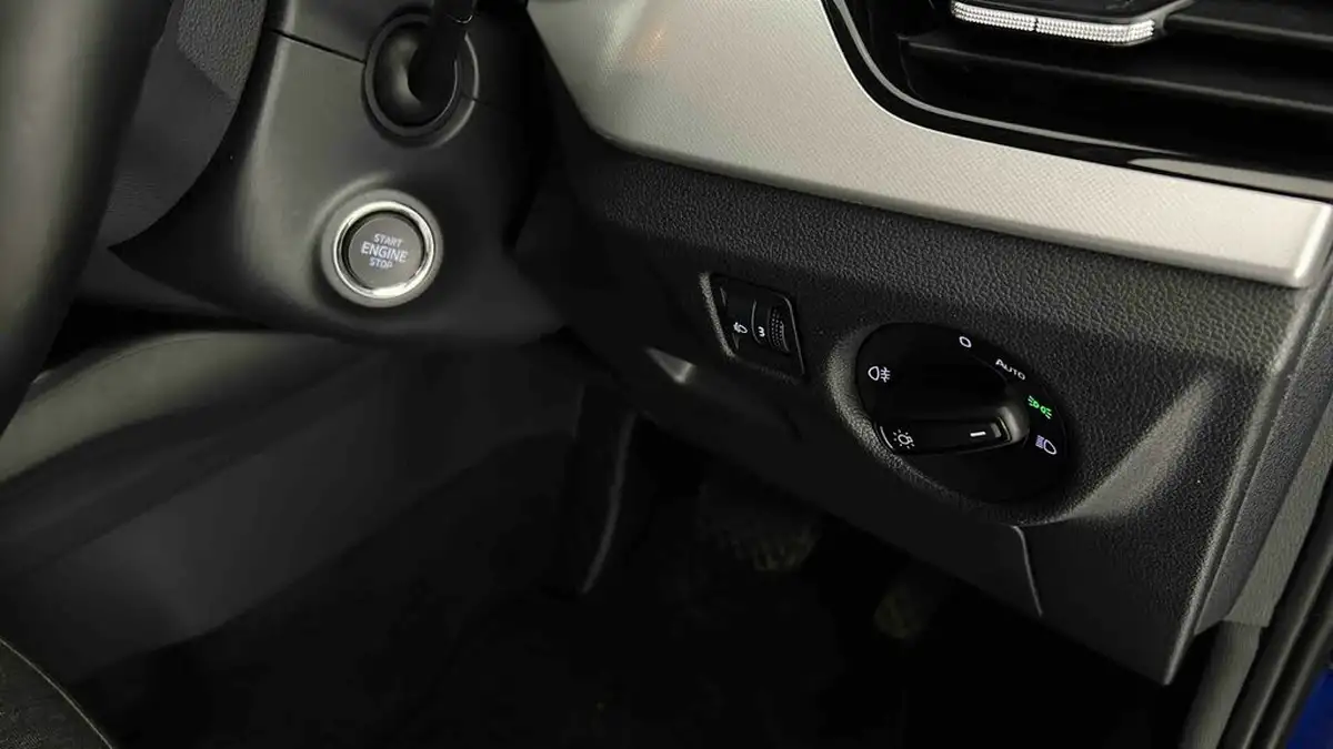 2021-skoda-kamiq-10-tsi-se-l-109ps-dsg-big-30